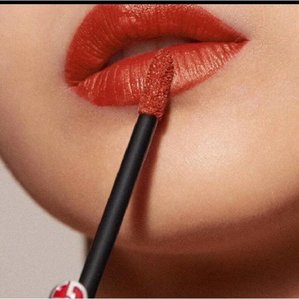 Giorgio Armani Lip Maestro Liquid Lipstick